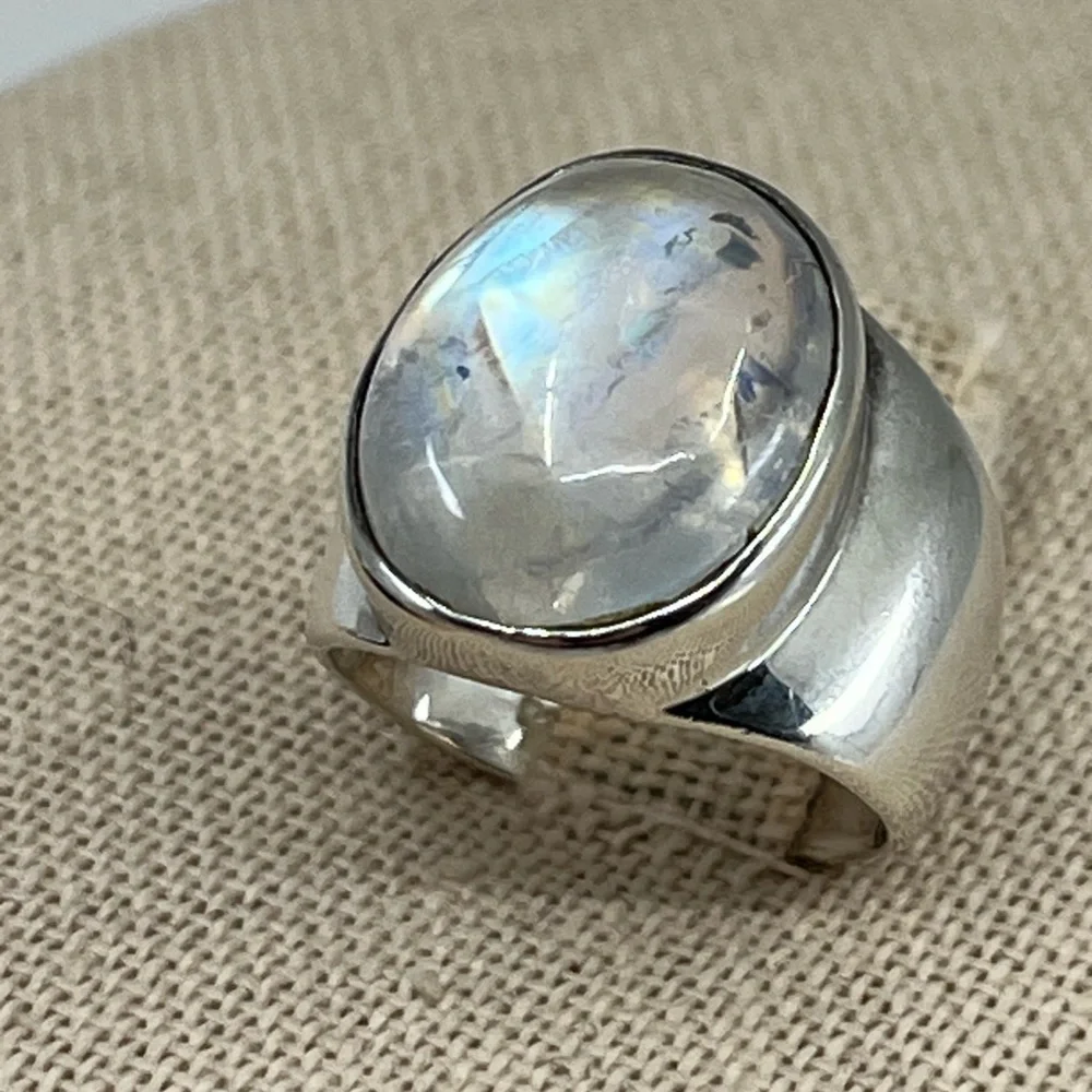 Vintage Sterling Silver Rainbow Moonstone Ring – Size 5 – Bold Artisan Design